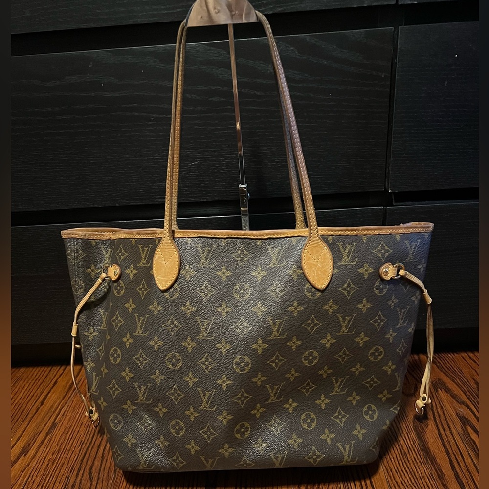 Louis Vuitton Neverfull MM